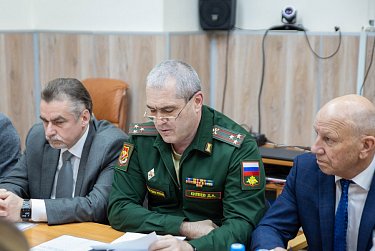 Депутаты в постоянном контакте с семьями участников специальной операции